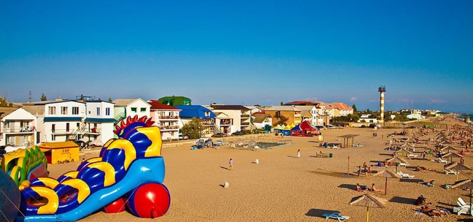 Песчаный пляж в Крыму для отдыха с детьми 2024, город Саки