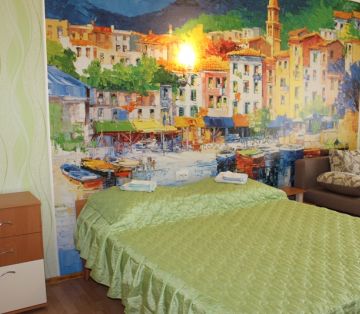 Тумба, кровать, фотообои город в номере Стандарт 3-4х местном отель Прибой Саки