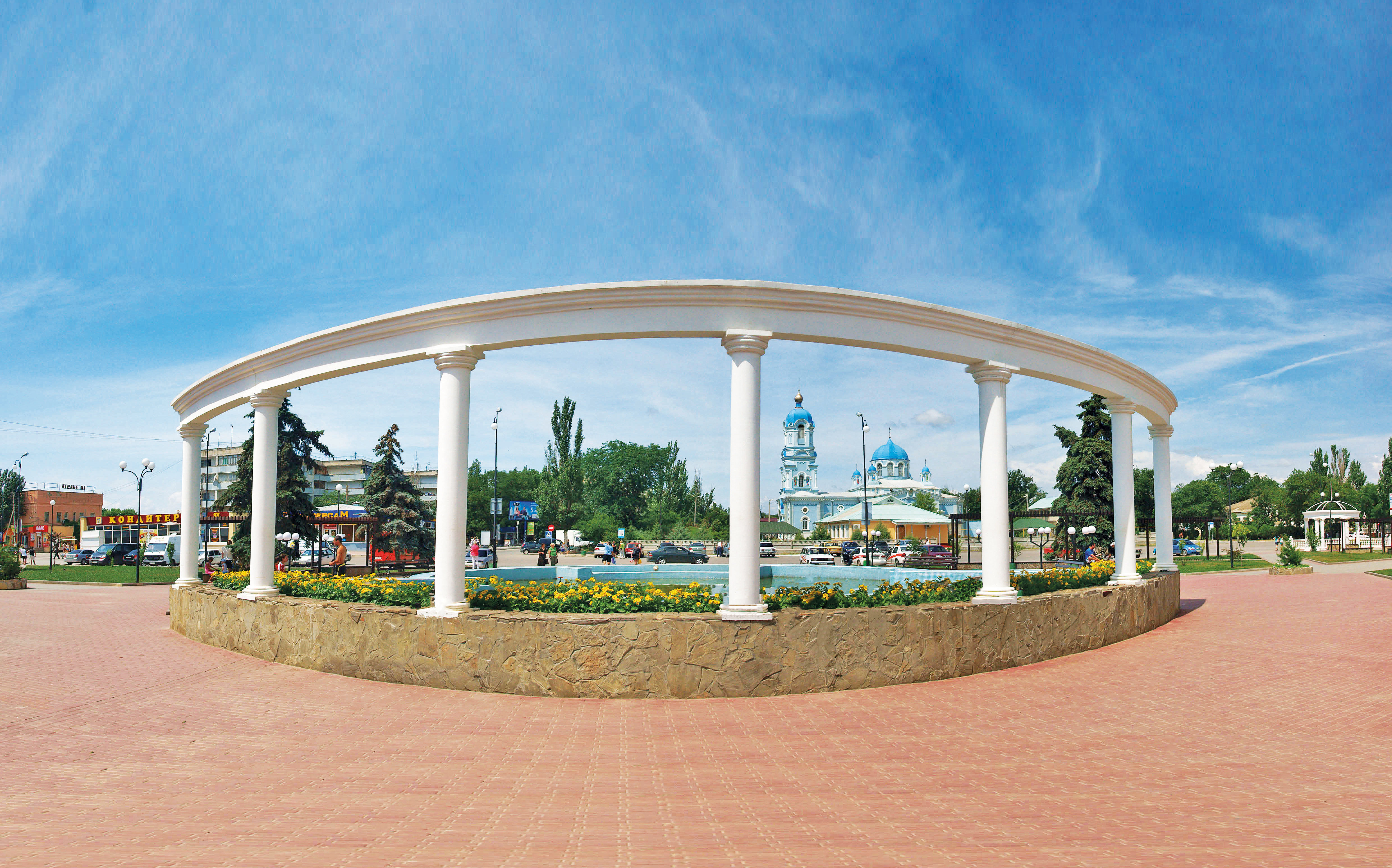Саки - город на берегу моря в Крыму